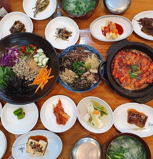 하동의 맛과 멋이 어우러진 '쉬어가기좋은날식당'에서 하동재첩정식 맛보기